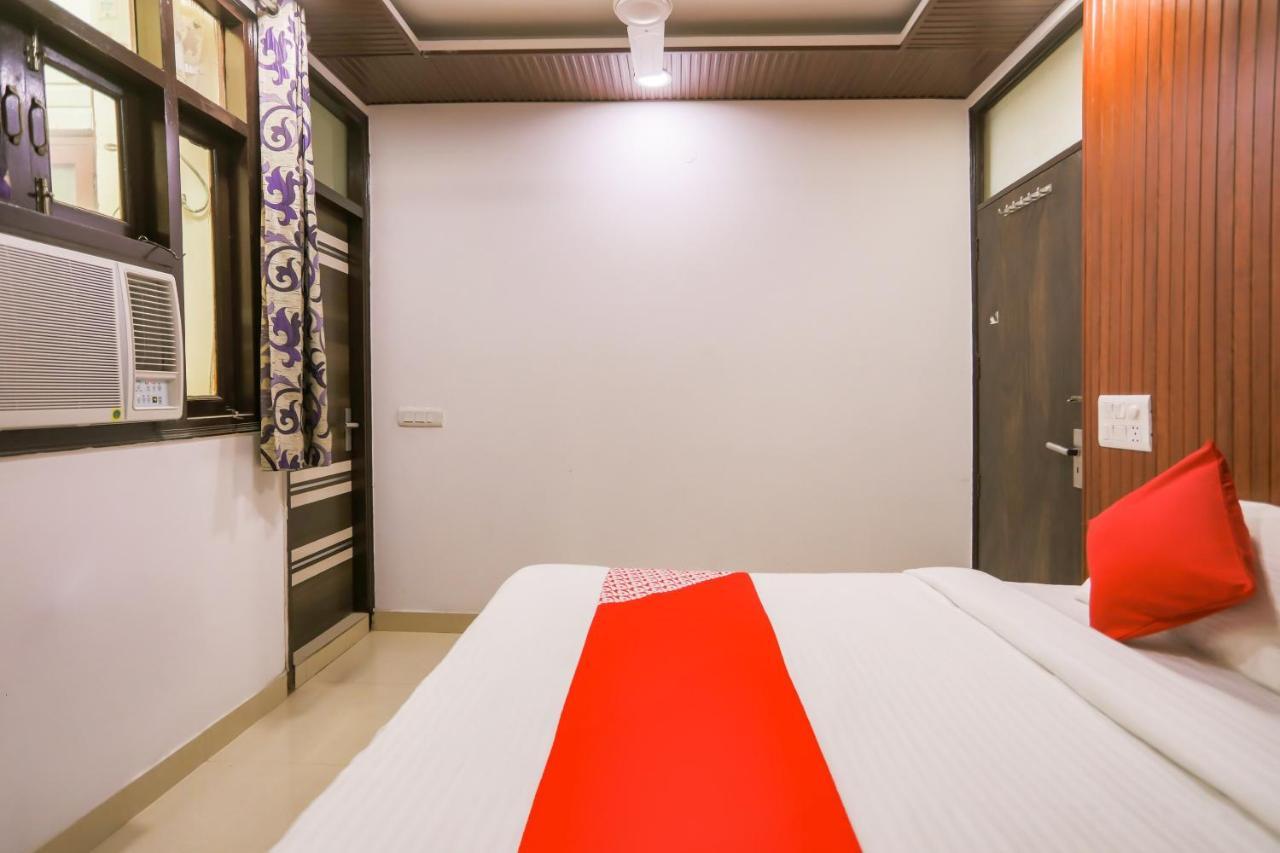 Oyo Jai Palace Yeni Delhi Dış mekan fotoğraf