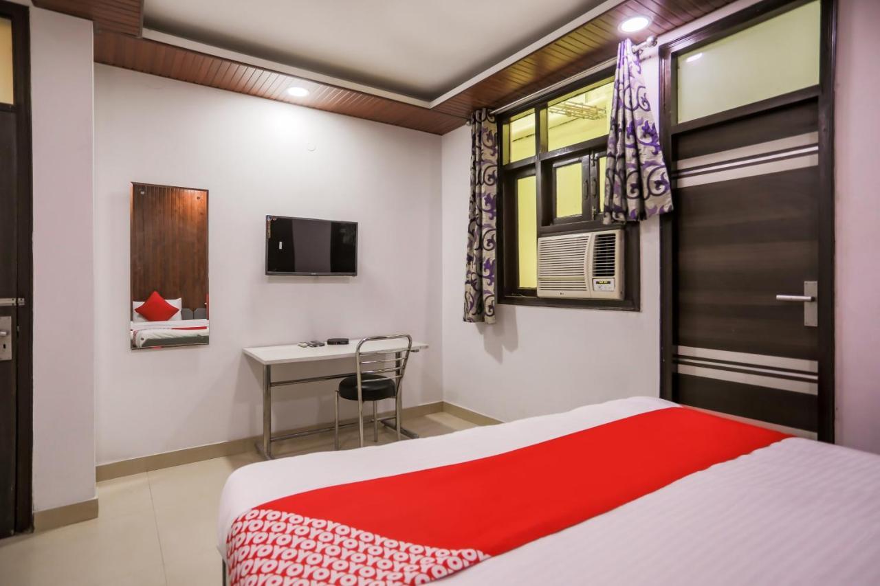 Oyo Jai Palace Yeni Delhi Dış mekan fotoğraf